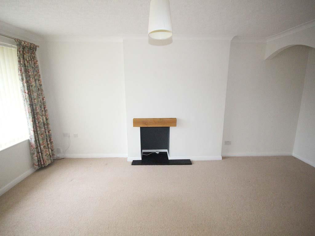 3 bedroom semi detached bungalow To Let in Barnoldswick - IMG_5756.jpg